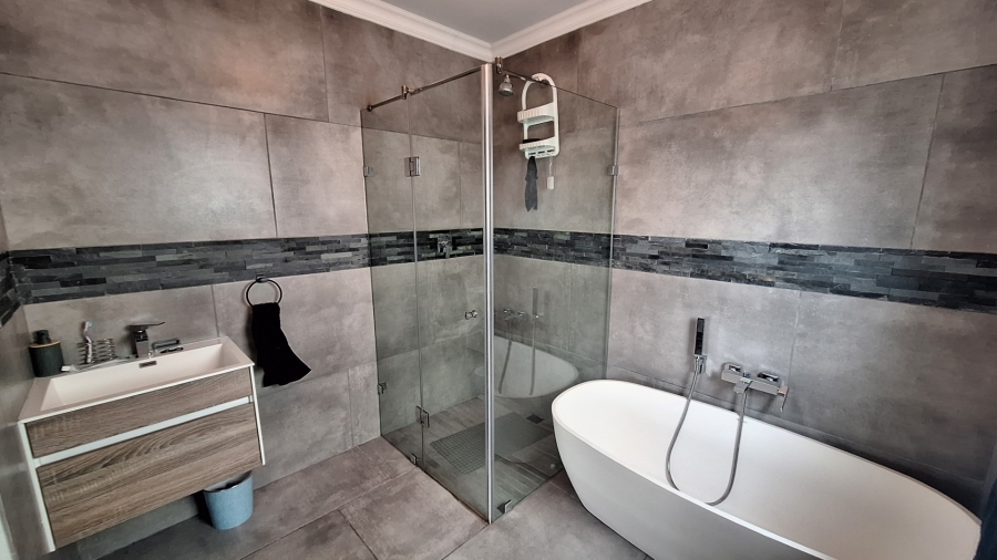 3 Bedroom Property for Sale in Port Owen Western Cape